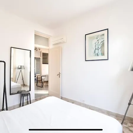 Monte Carlo Monaco Border, Hypercenter, Familly Friendly Apartment *